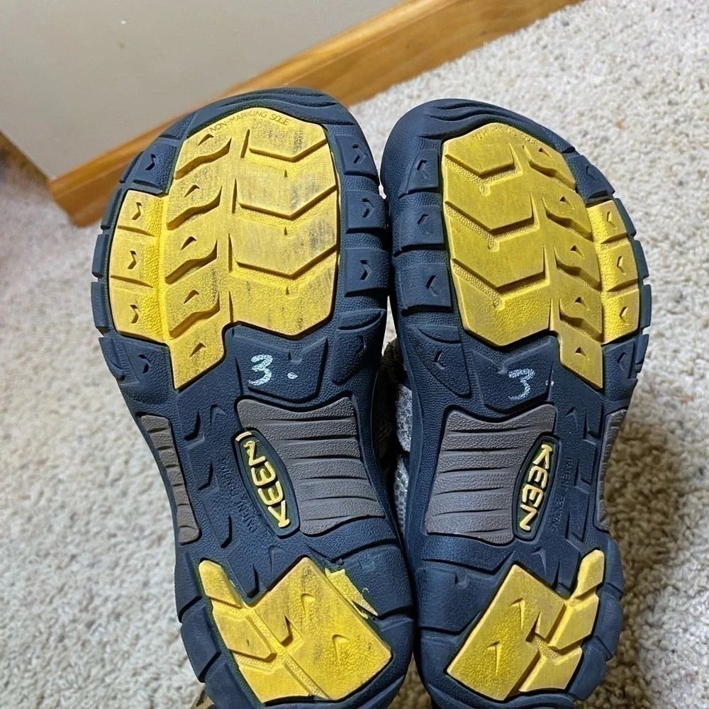 Keen Newport sandals size kids 1 - Picture 6 of 8